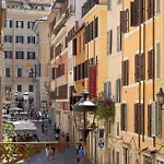 Frattina Atmosphere By Rental In Rome